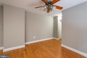 2123 Spring Garden St in Philadelphia, PA - Building Photo - Building Photo