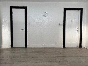 1947 Madison St in Hollywood, FL - Building Photo - Building Photo