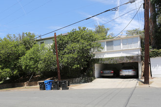 1556 Beverly Glen Blvd in Los Angeles, CA - Building Photo - Building Photo