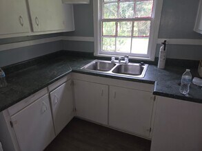 422 Cooper Rd in Jackson, MS - Building Photo - Building Photo