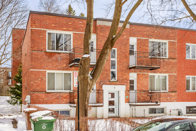 4734 Dornal Av in Montréal, QC - Building Photo - Building Photo