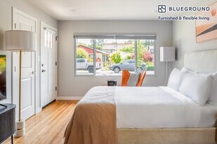 1056 Noel Dr in Menlo Park, CA - Building Photo