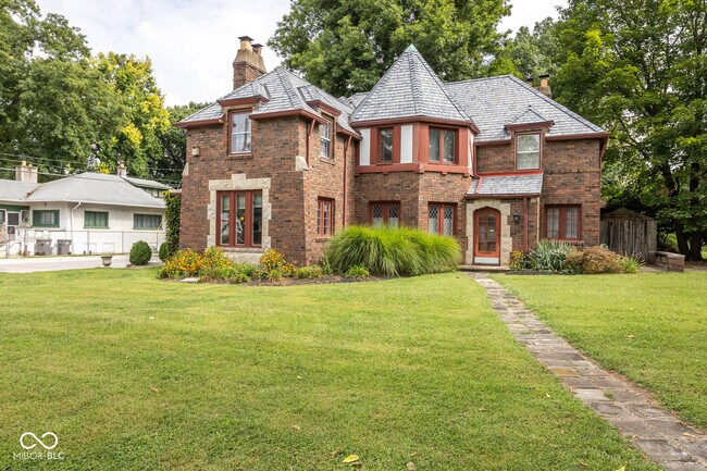 property at 3605 Hemlock Ave