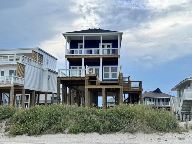 property at 16728 West Beach