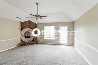 6583 Shaker Ln in Memphis, TN - Building Photo - Building Photo