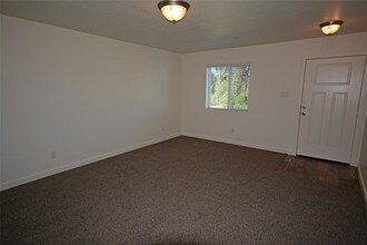 10535 Mills Rd in Houston, TX - Building Photo - Building Photo