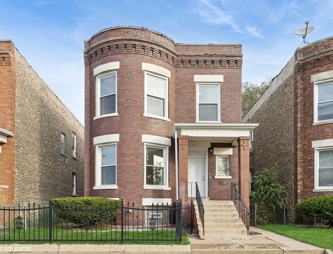 property at 1754 E 73rd St