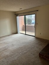 138 Green Turtle Ln in Charlottesville, VA - Foto de edificio - Building Photo