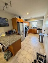 153 Lake Shore Rd, Unit 3 in Boston, MA - Building Photo
