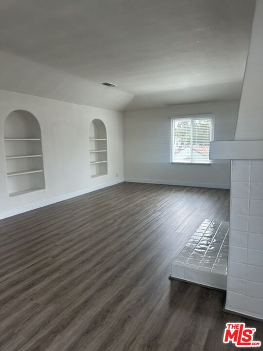 8415 W 4th St in Los Angeles, CA - Building Photo - Building Photo