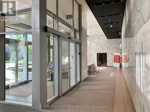 5180-5180 Yonge St in Toronto, ON - Building Photo - Building Photo