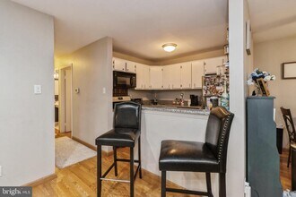 2103 Woodhollow Dr in Evesham, NJ - Building Photo - Building Photo