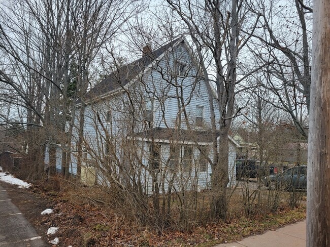 property at 17 Duke St