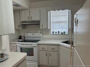 1903 SW Palm City Rd in Stuart, FL - Building Photo - Building Photo