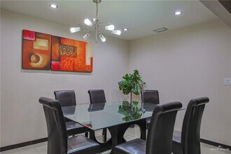 44 Toronto Ave in McAllen, TX - Building Photo - Building Photo