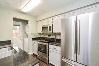 3100 Jeanetta St photo'