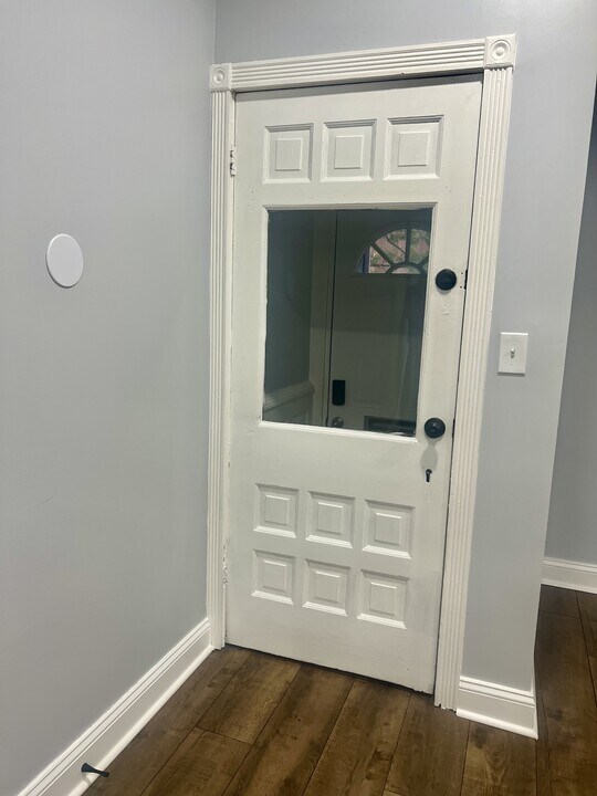 2431 McElderry St in Baltimore, MD - Building Photo