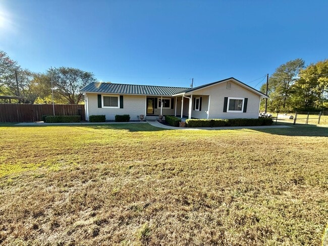 property at 284 CR 202