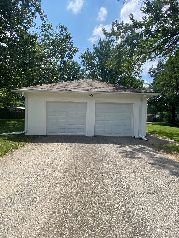 6017 N Howard Ave in Gladstone, MO - Building Photo - Building Photo