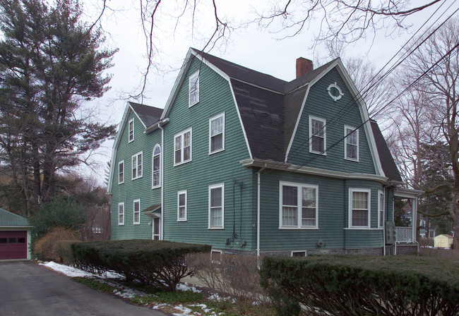 17 Ashland St in Taunton, MA - Building Photo - Building Photo