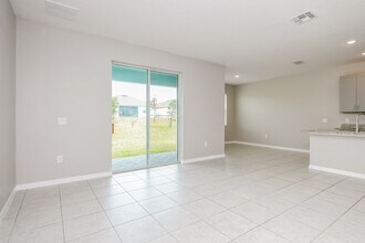 148 Roseville Dr in Haines City, FL - Building Photo - Building Photo