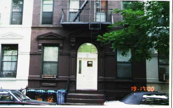 522 E 83rd St in New York, NY - Foto de edificio