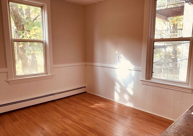 1574 Tremont St in Boston, MA - Building Photo - Building Photo