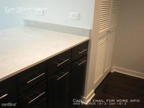 469 W Huron Street-Unit -Unit 1913 in Chicago, IL - Building Photo - Building Photo