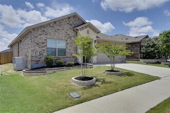 701 Blacktail Dr in Fort Worth, TX - Building Photo - Building Photo