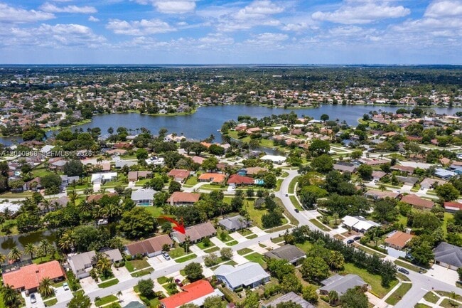 1367 Riverside Cir in Wellington, FL - Building Photo - Building Photo