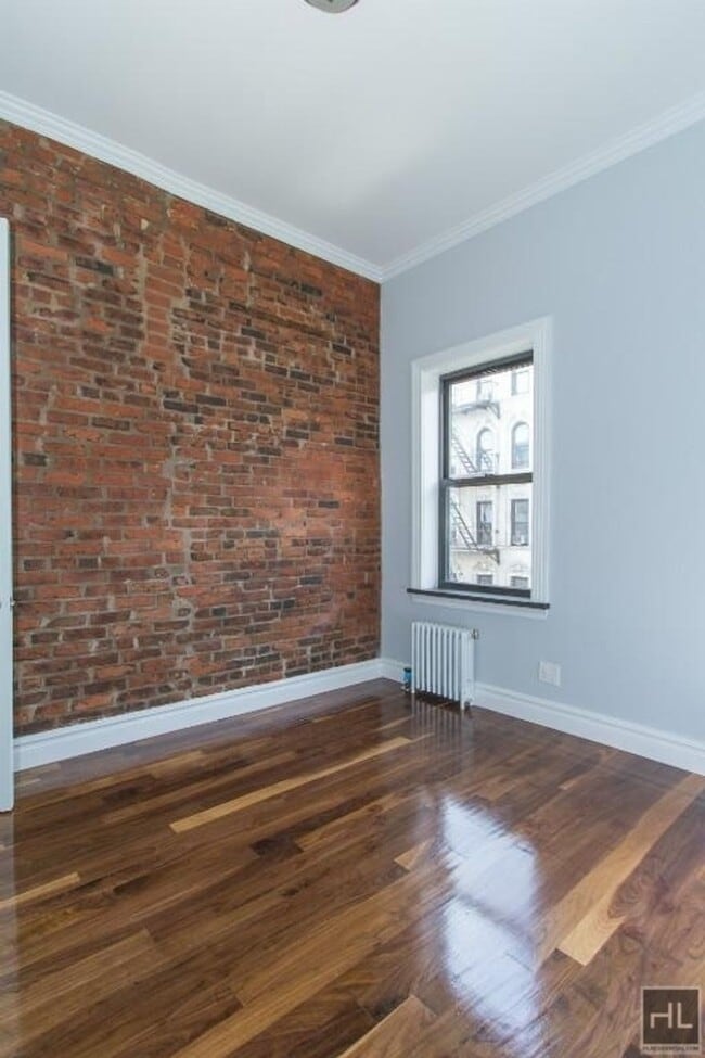 NO FEE Two Bed on Lower East Side! Won't S in New York, NY - Building Photo - Building Photo