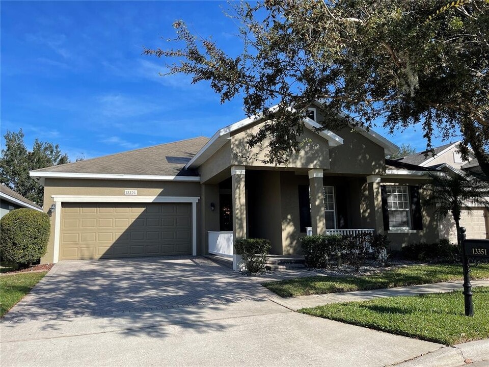 13351 Zori Ln in Windermere, FL - Building Photo