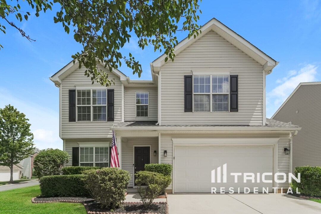 6332 Sackett Way in Charlotte, NC - Building Photo