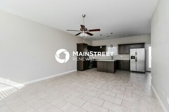 2000 N 36th St in Phoenix, AZ - Building Photo - Building Photo