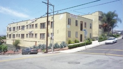 201-207 N Toluca St in Los Angeles, CA - Building Photo - Building Photo