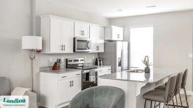 1763 Slaughter Rd, Unit 215 in Madison, AL - Foto de edificio - Building Photo