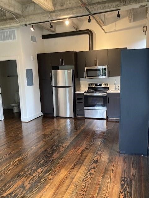 property at 4411 Dallas St