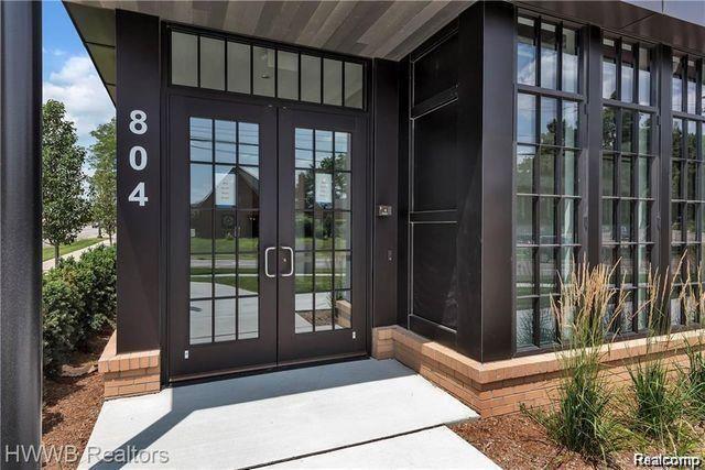 804 N Main St in Rochester, MI - Building Photo - Building Photo