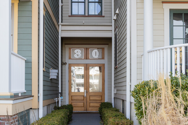 30 Ocean Pathway in Ocean Grove, NJ - Foto de edificio - Building Photo