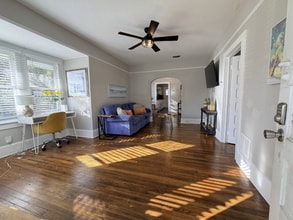 1763 Landon Ave in Jacksonville, FL - Foto de edificio - Building Photo