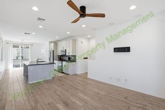 1714 E Bridgeport Pkwy in Gilbert, AZ - Building Photo - Building Photo