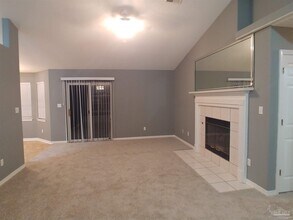 6024 Yellow Rose Dr in Pensacola, FL - Building Photo - Building Photo