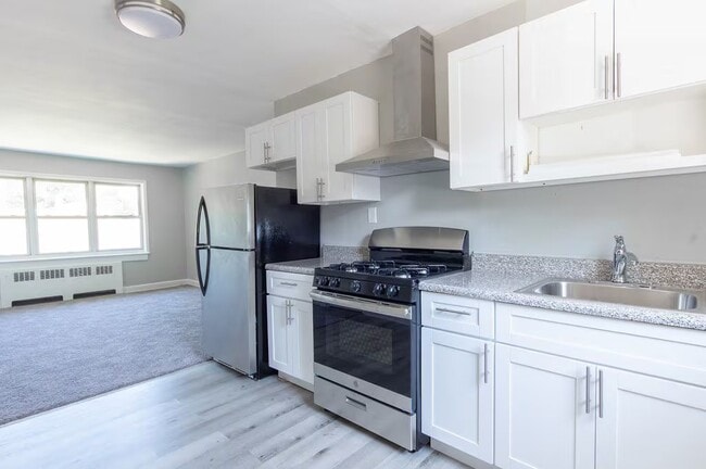 433 Myrtle Ave, Unit 1A in Woodbury, NJ - Building Photo - Building Photo