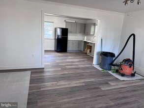 2006 Stevens Dr in Chester, MD - Building Photo - Building Photo