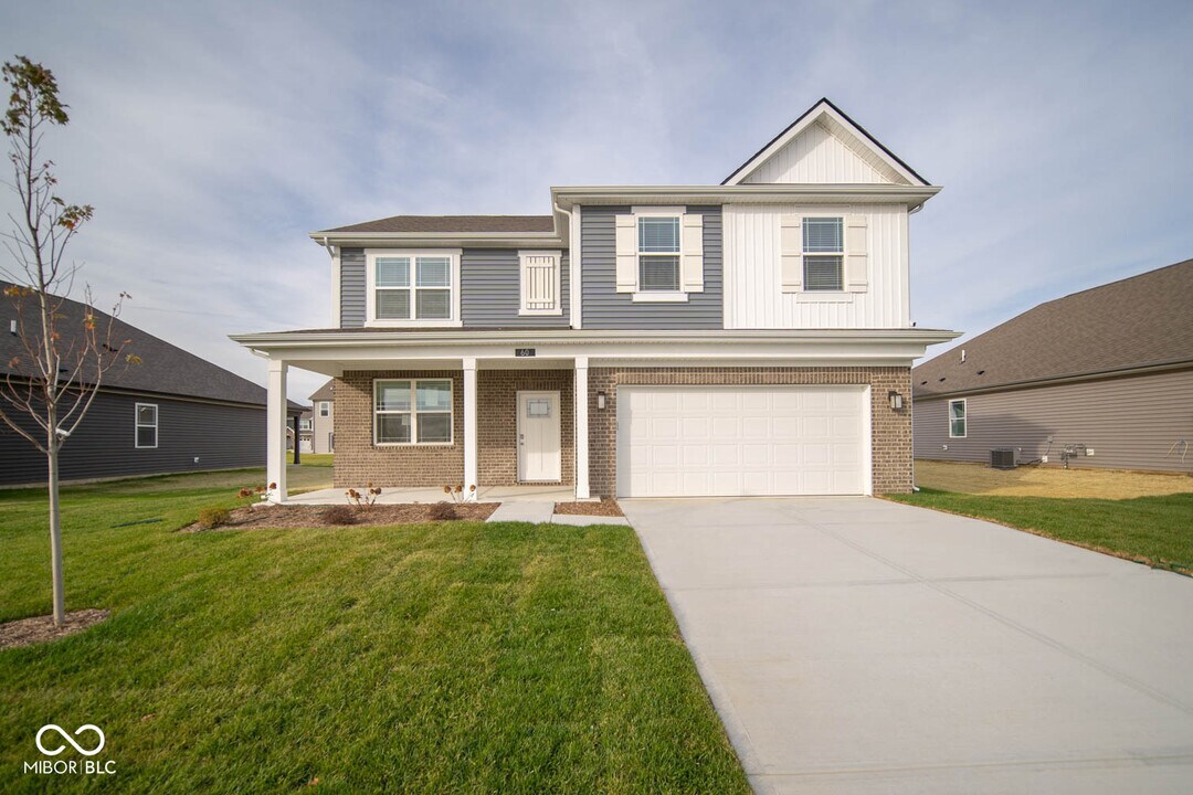 60 Varner Dr in Whiteland, IN - Building Photo