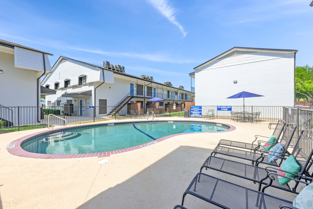 Canyon Creek in Sulphur Springs, TX - Foto de edificio