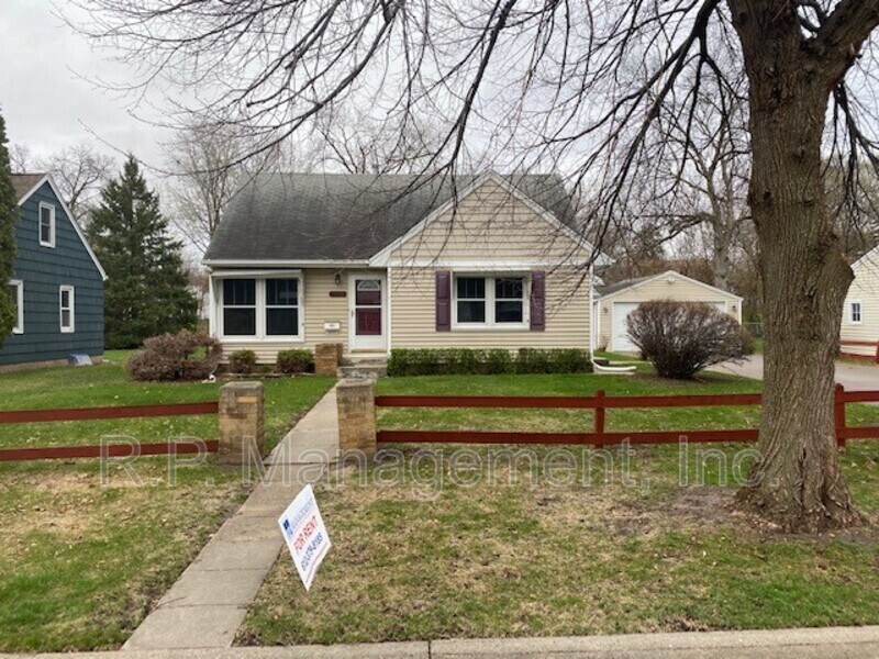 7333 1st Ave S in Richfield, MN - Building Photo