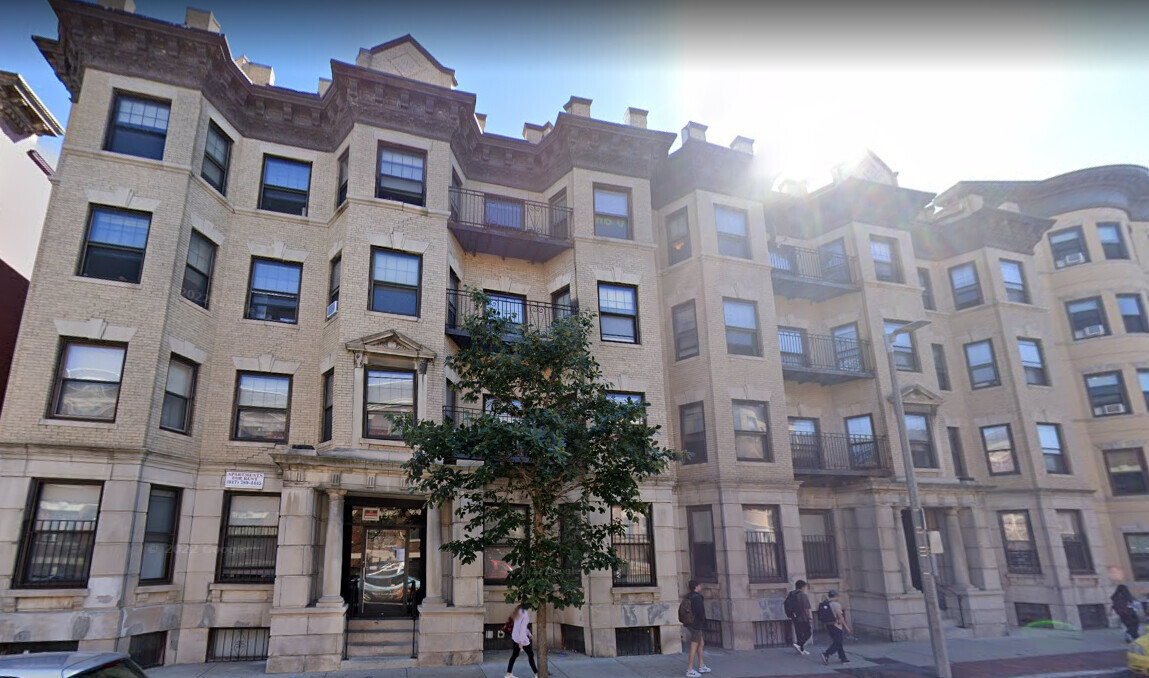 128 Hemenway St, Unit 34 in Boston, MA - Foto de edificio