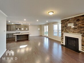 1019 Willowcroft Dr in Stallings, NC - Foto de edificio - Building Photo