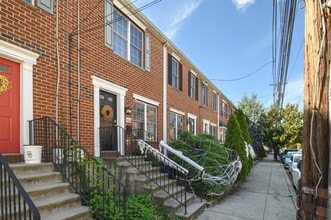 406-416 Brown St in Philadelphia, PA - Foto de edificio - Building Photo